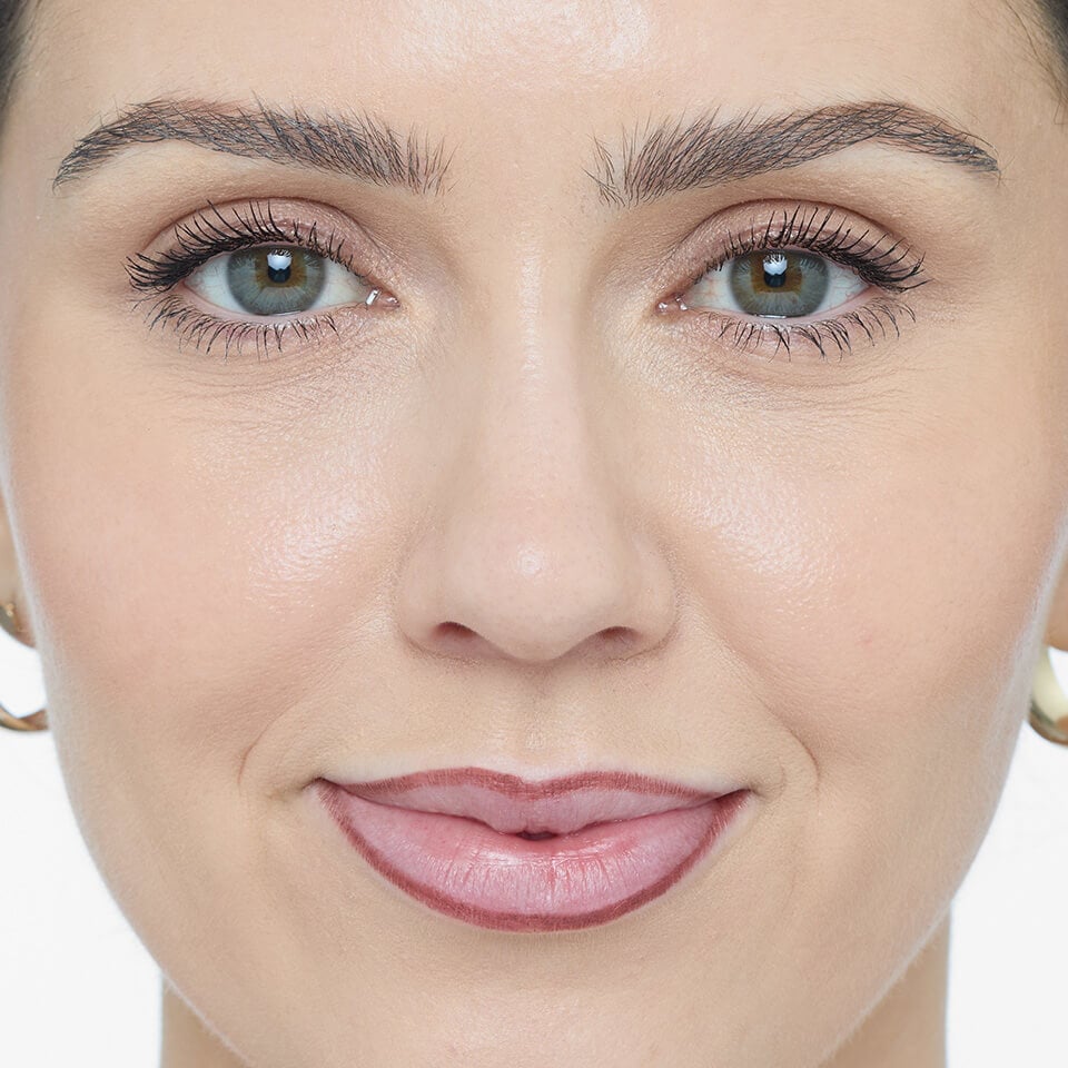 An Image of Revolution Skin Silk Serum foundation